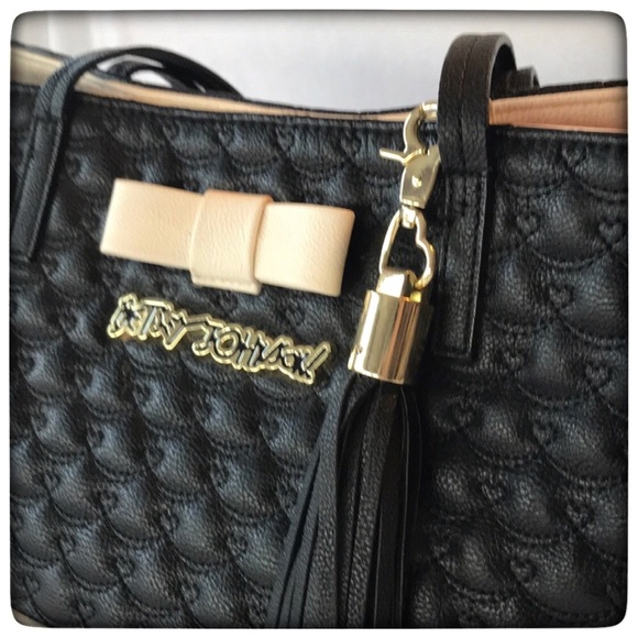 Betsey Johnson Quilted Tote Satchel Black/Cream - Picture 2 of 8